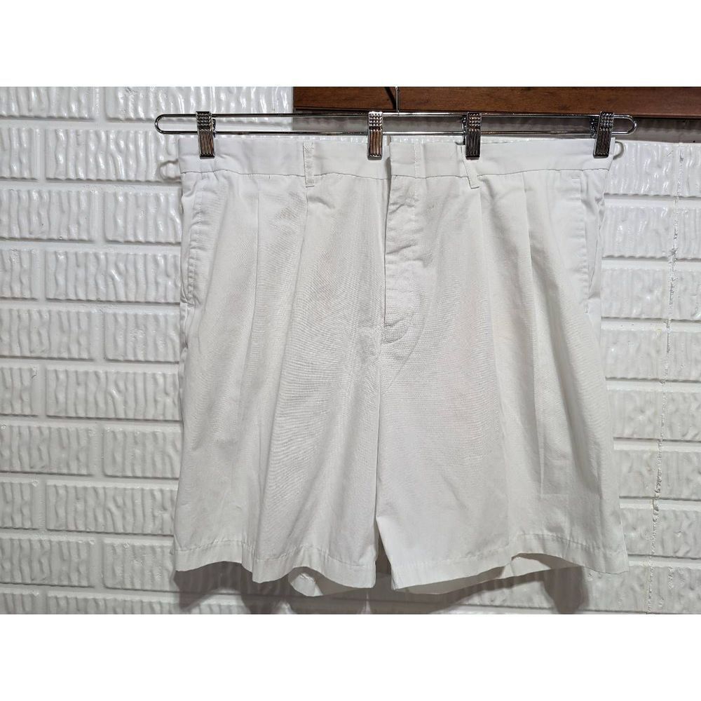 Knights Bridge Men's White Pleated Front Cotton Blend Chino Shorts Size 42